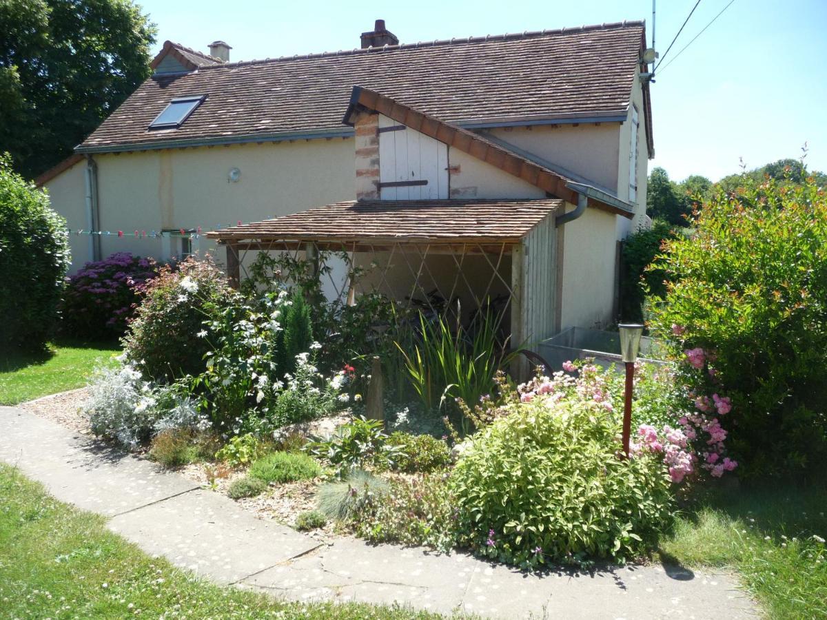 Chambre D'Hote En Vallee Du Loir - Elevage Des Rosiers Bazouges-sur-le-Loir Εξωτερικό φωτογραφία